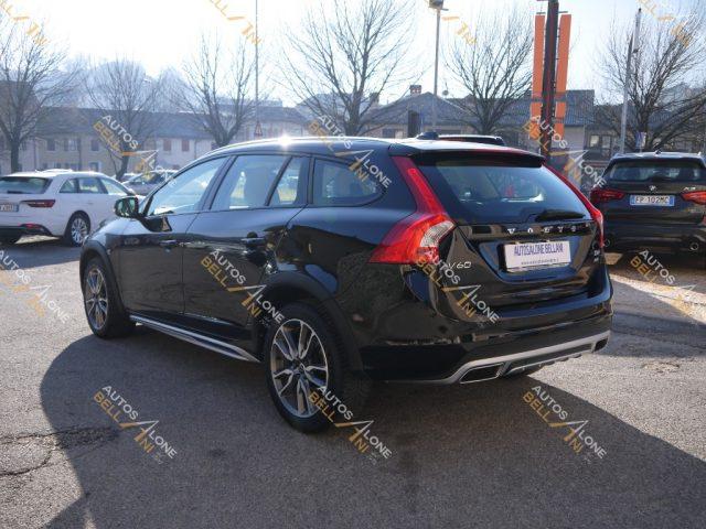 VOLVO V60 Cross Country D4 AWD Geartronic (2.400cc 5 Cilindri)