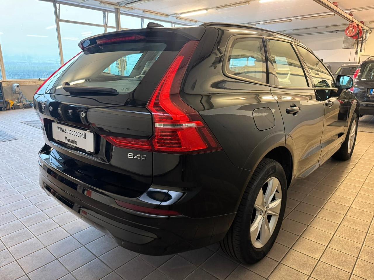 Volvo XC 60 XC60 B4 (d) AWD automatico Ultimate Dark