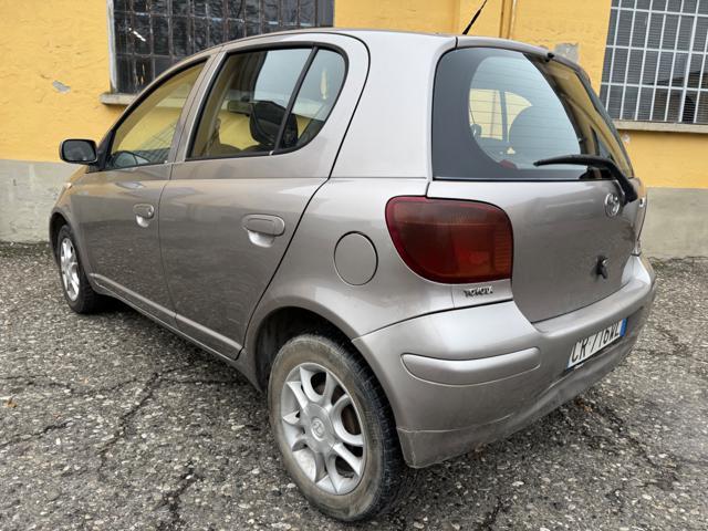 TOYOTA Yaris FUORI TUTTO!!!!!!!!!!!!!!!1.4 tdi D-4D cat 5 porte