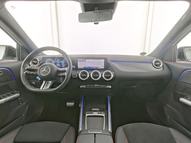 MERCEDES-BENZ GLA 180 Automatic AMG Line Advanced Plus