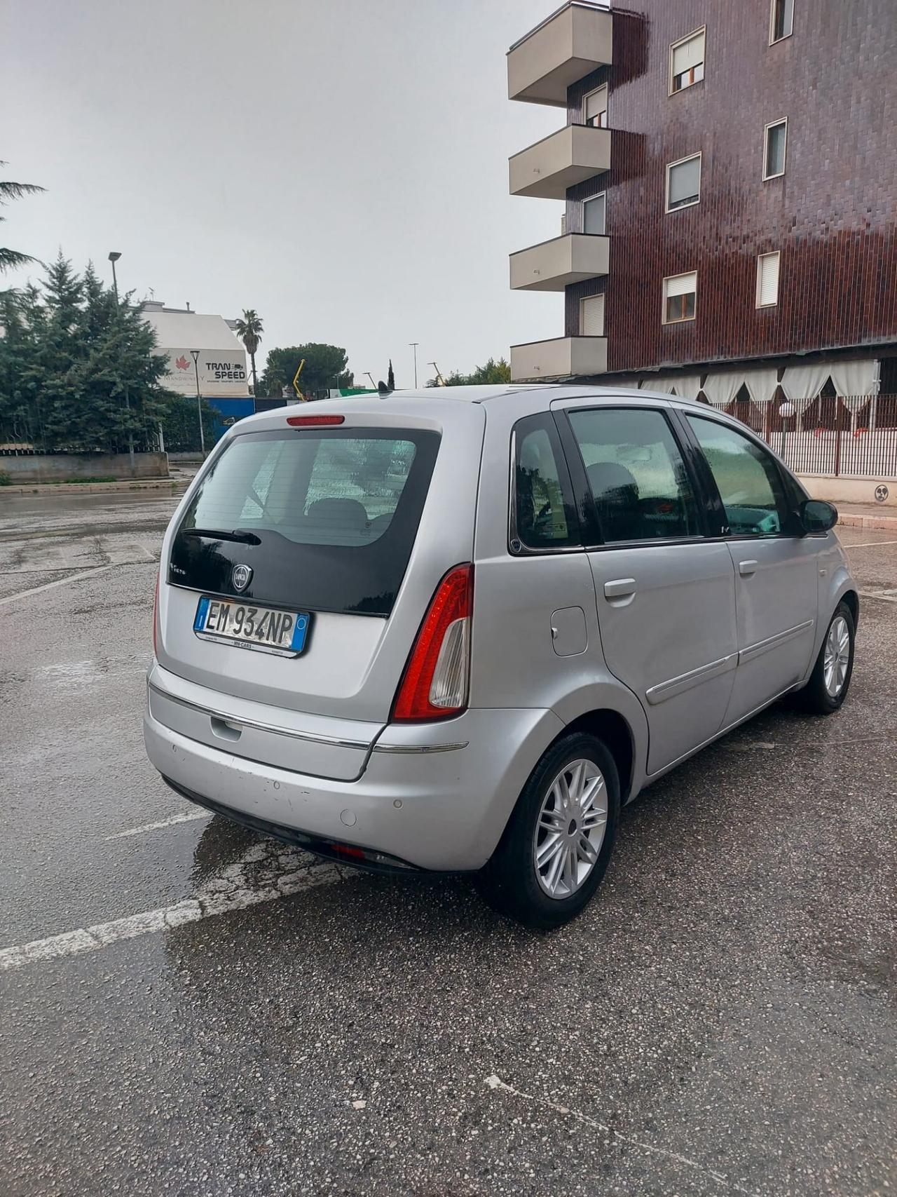 Lancia MUSA 1.3 Mjt 95 CV 5th Avenue 2012