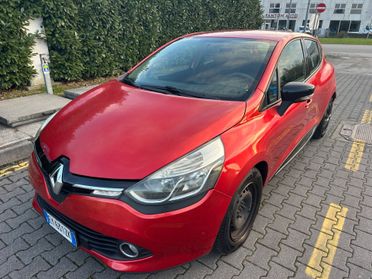 Renault Clio diesel 1.5 NEOPATENTATI 2015