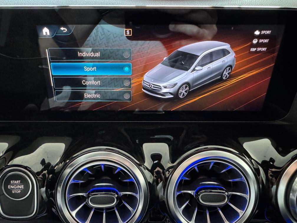 Mercedes B 250 e Plug in hybrid Amg (e EQ-POWER) Premium