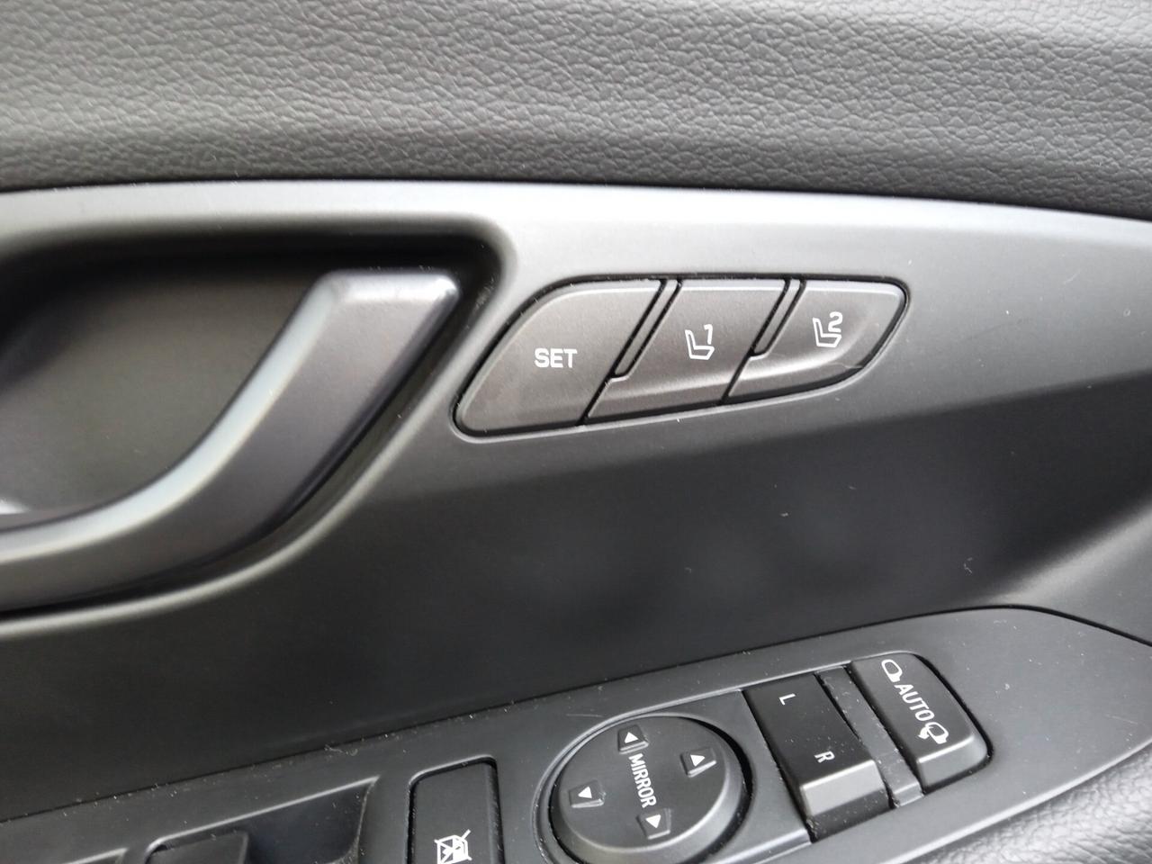 Hyundai i30 N PERFOMANCE TETTO PANORAMICO APRIBILE SENS PARK DOPPI 19" CRUISE CONTROL SED. ELETTTRICI IN ARRIVO