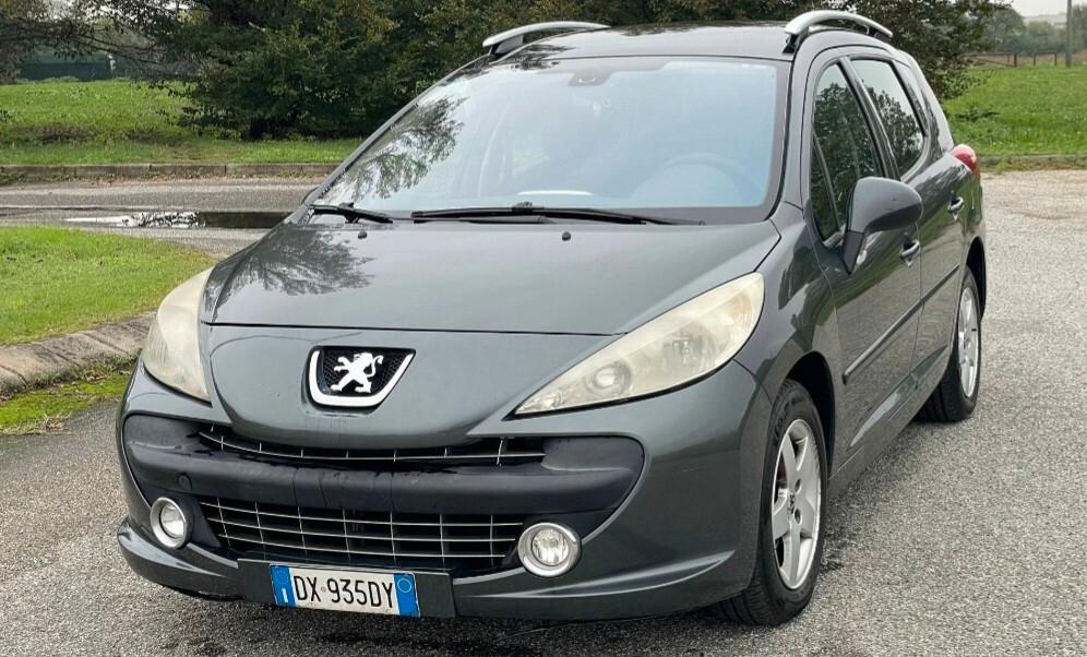 Peugeot 207 1.4 8V 75CV 5p. X Line