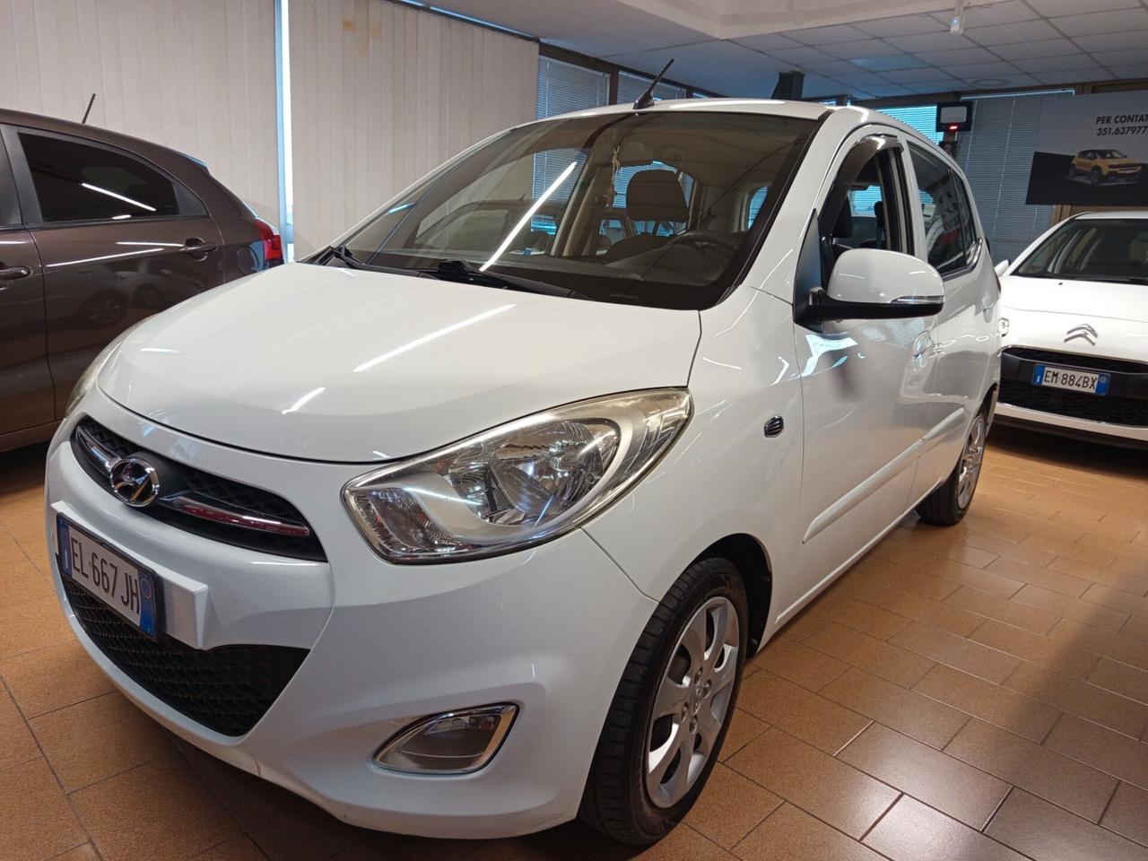 Hyundai i10 1.1 benzina, 100 Mila chilometri. Ok neopatentati
