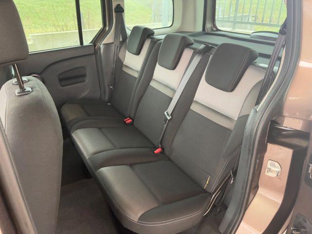 RENAULT Kangoo 1.2 EURO 6 115CV AUTOMATICA DOPPIO TRENO DI GOMME