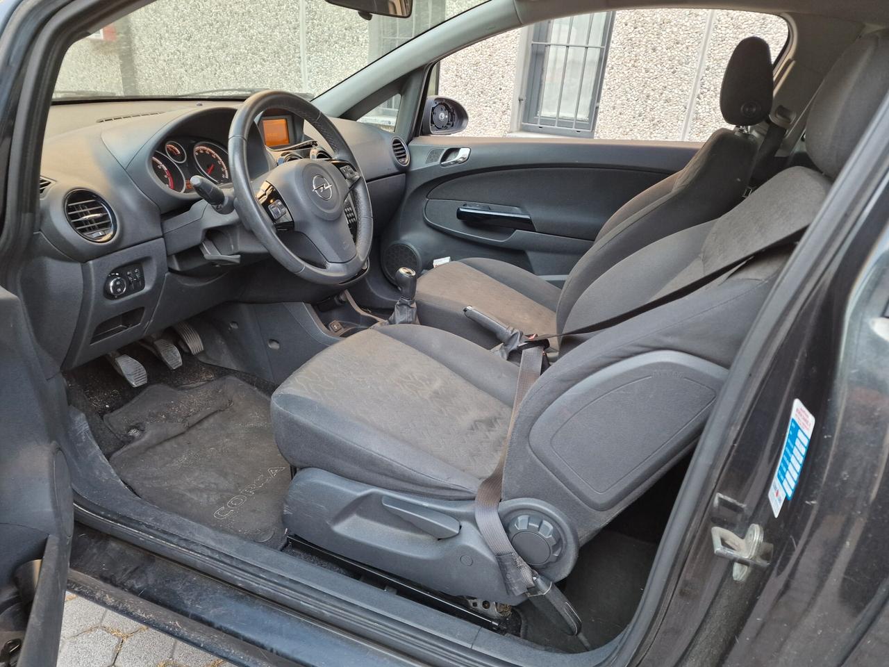 Opel Corsa 1.2 GPL per commercianti