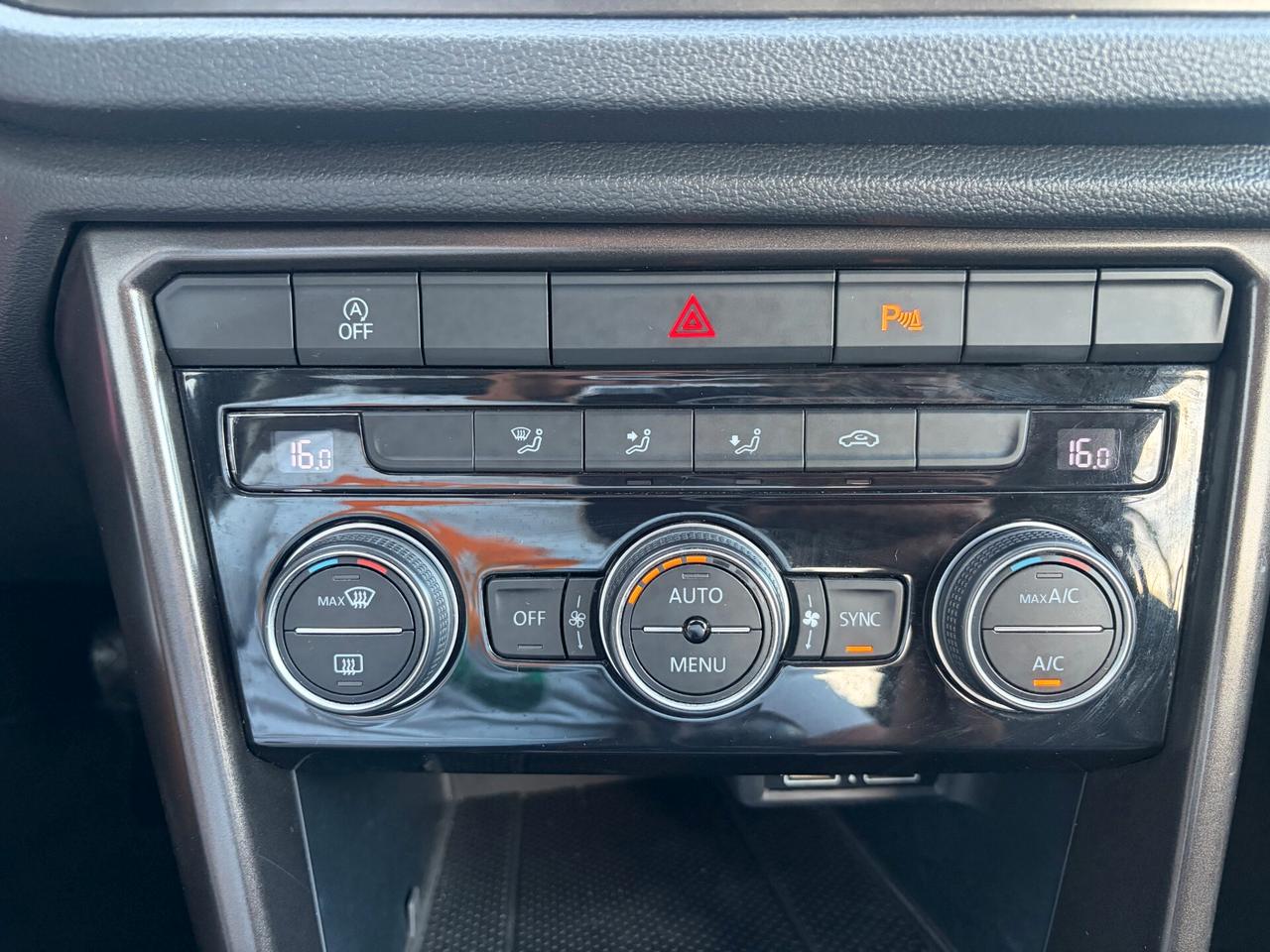 VOLKSWAGEN T-ROC 1.6 TDI 116CV 10/2019 150.000 KM GARANTITA