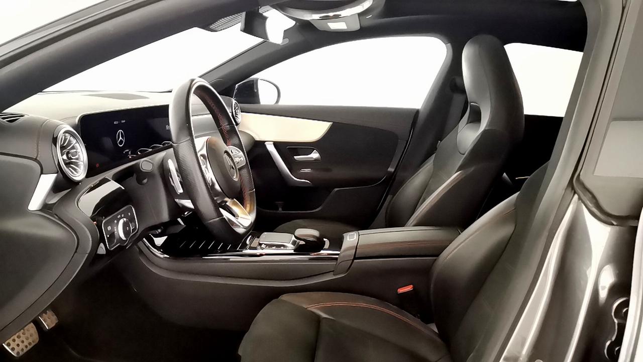Mercedes-Benz CLA Sh.Brake - X118 - CLA Shooting Brake 220 d Premium auto