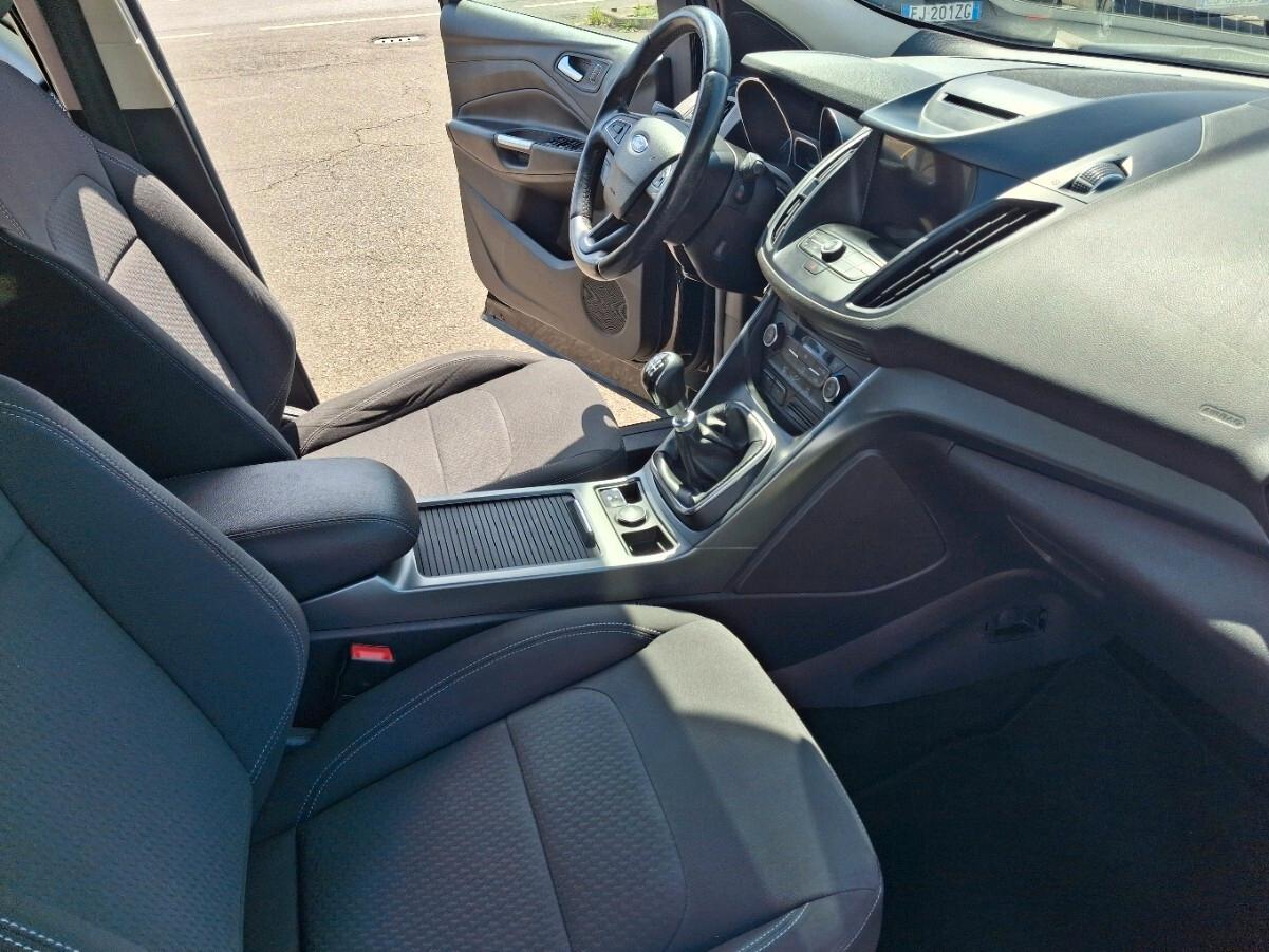 Ford Kuga 2017 2.0 TDCI 150cv AWD Titanium
