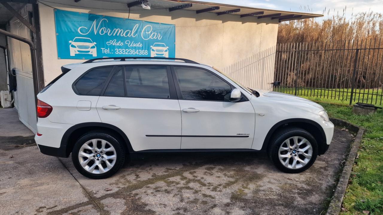 BMW X5 xDrive30d Futura - 2011