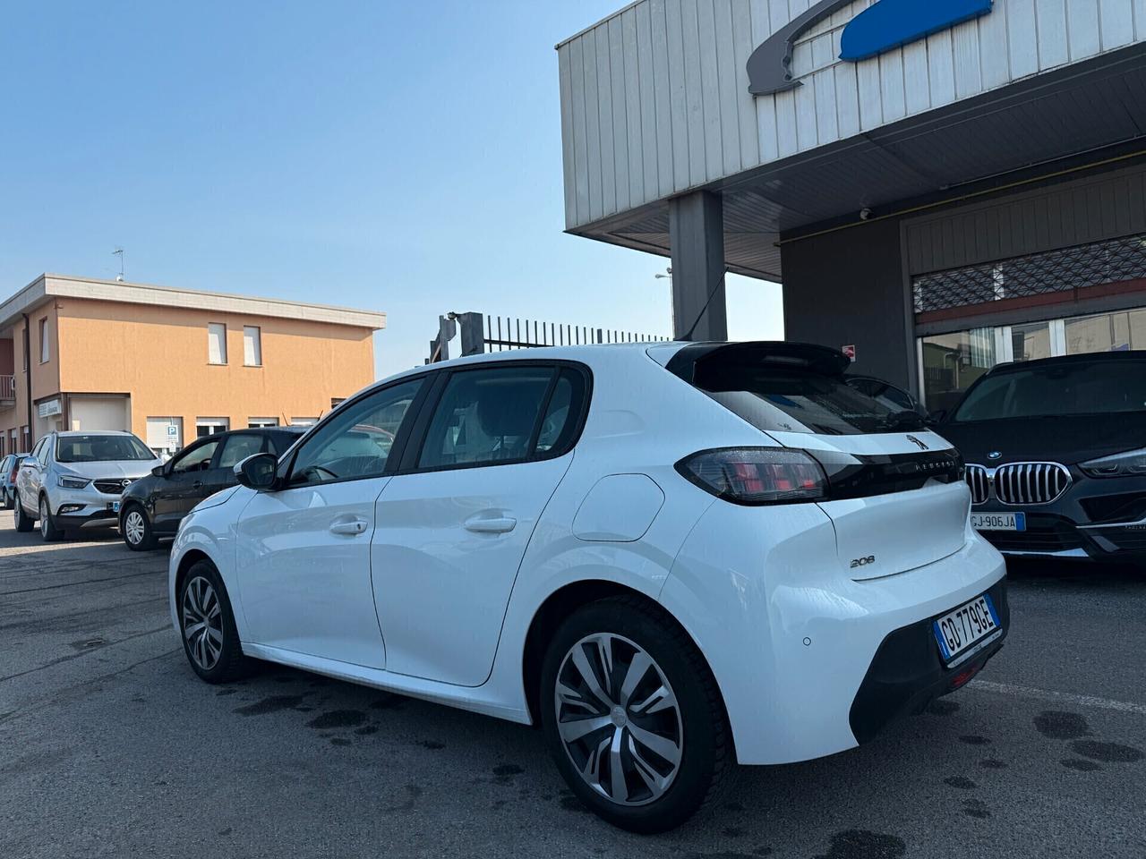 Peugeot 208 1.2 Benzina