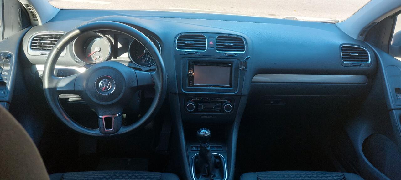 Volkswagen Golf 2.0 TDI 110CV