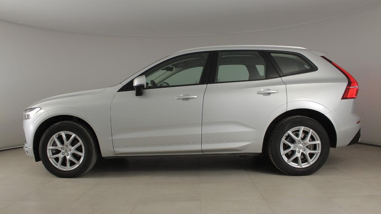 VOLVO XC60 II 2018 - XC60 2.0 b4 Momentum awd auto my20