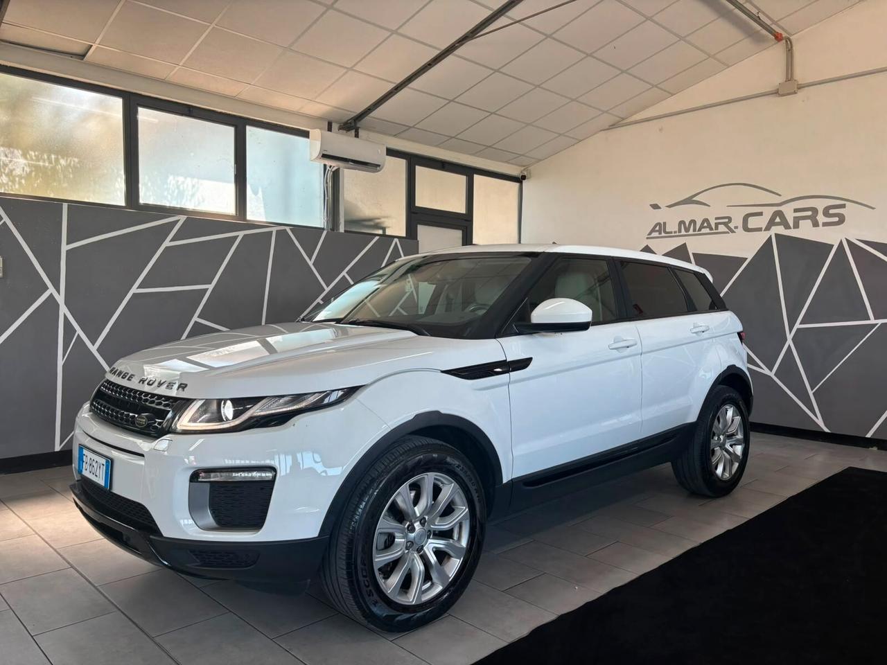 Land Rover Range Evoque 2.0 TD4 150 CV 5p. SE Dynamic