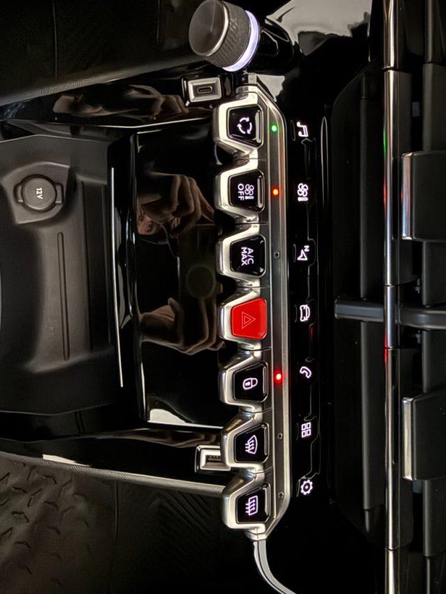 PEUGEOT 2008 PureTech 130 S&S GT Line