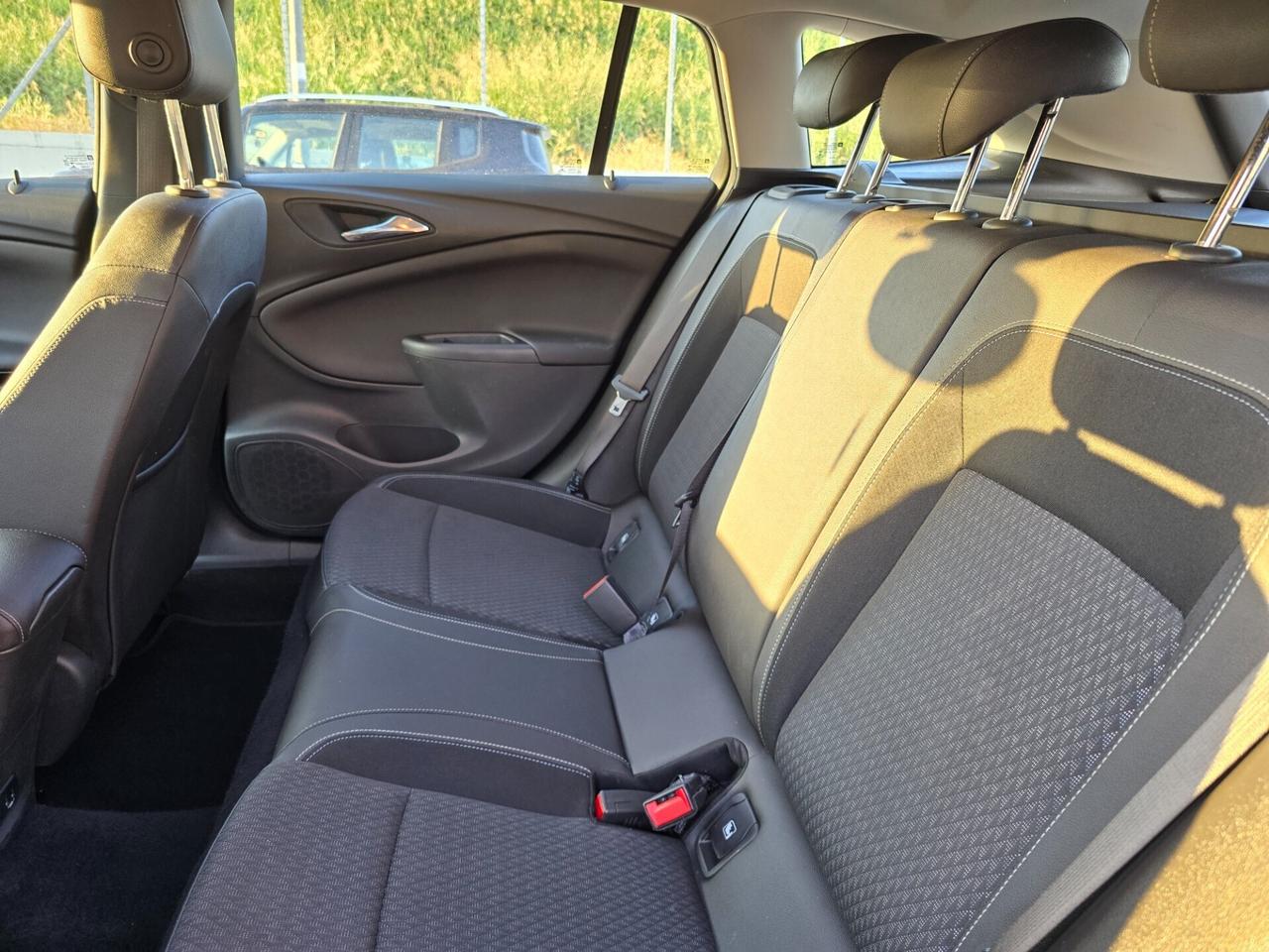 Opel Astra 1.6 CDTi 110CV Start&;Stop Sports Toure