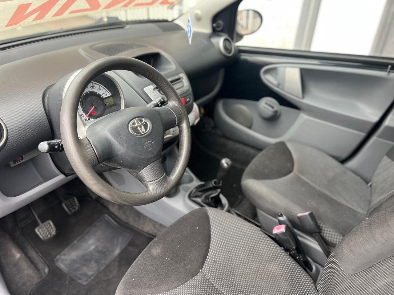 Toyota Aygo 1.0 – Anno 2010