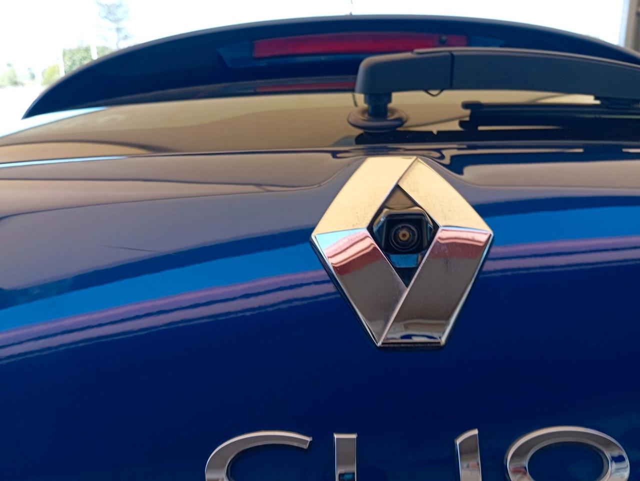 Renault Clio dCi 8V 75 CV 5 porte Moschino Life