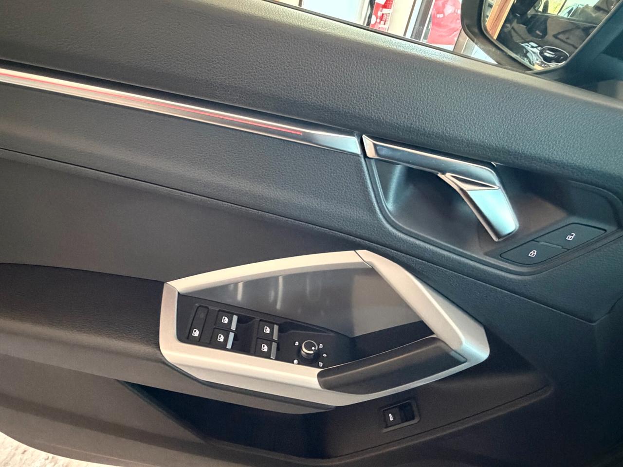 Audi Q3 SB 35 2.0 TDI 150 cv. S Tronic LINE EDITION