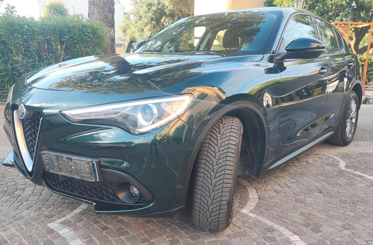 Alfa Romeo Stelvio 2.2 Turbodiesel 160 CV AT8 RWD Business
