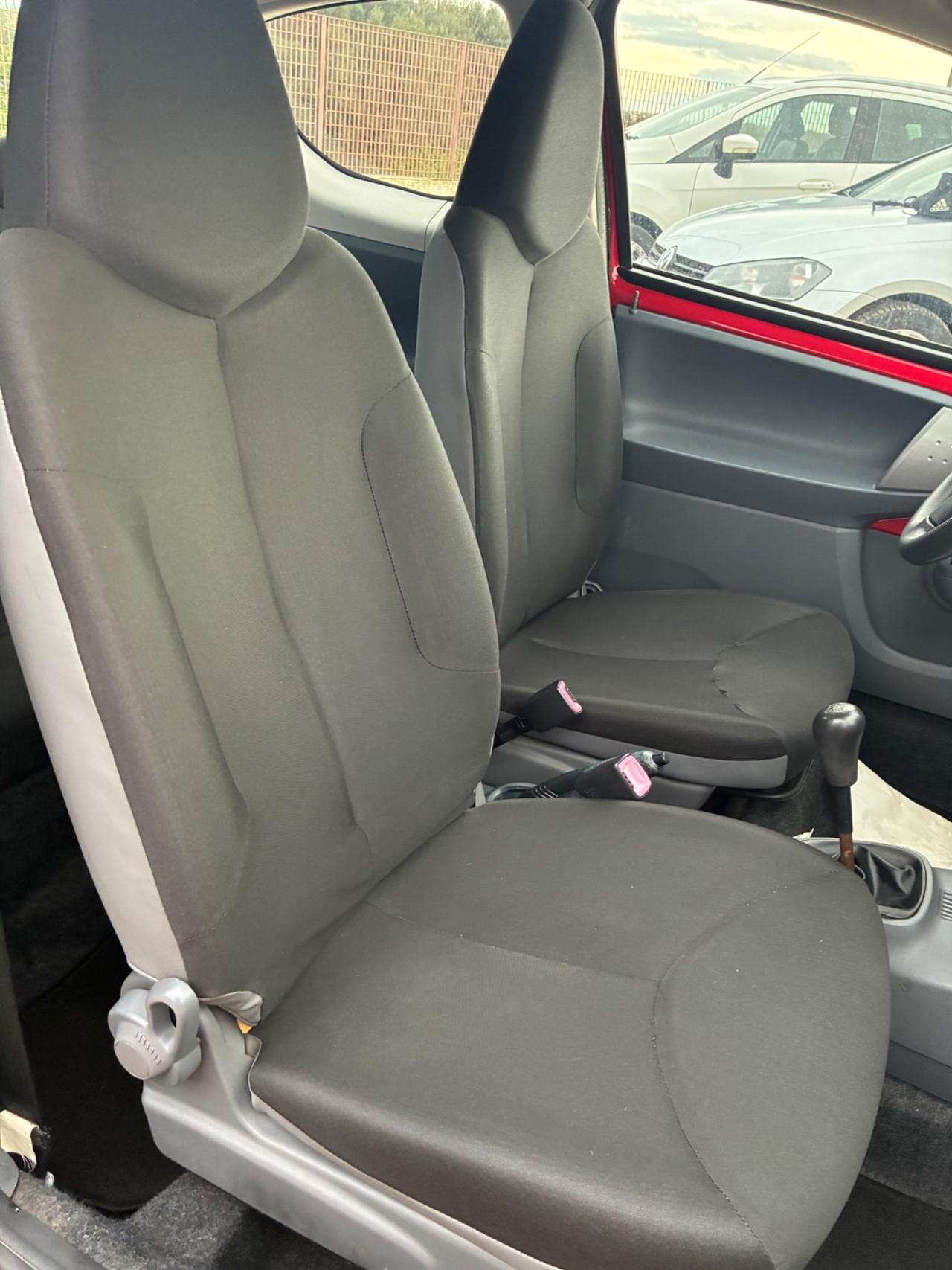 Toyota Aygo 1.0 12V VVT-i 3 porte Sol