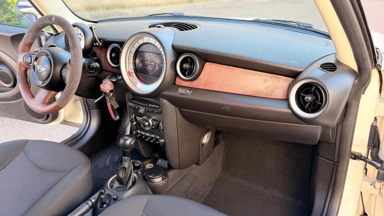 Mini Cooper D Clubman 2.0 16V Automatica