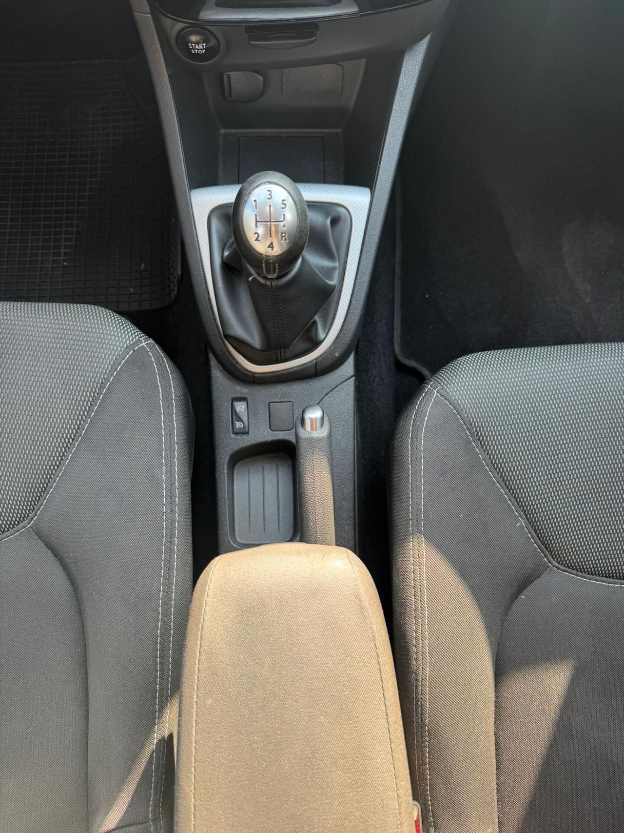 Renault Clio 1.5 DCi 75 CV Energy Duel
