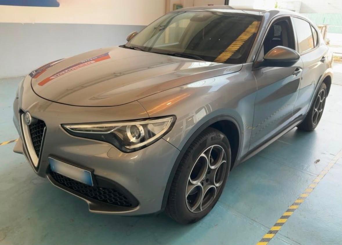 Alfa Romeo Stelvio 2.2 190 CV AT8 Q4 Business 10/2019