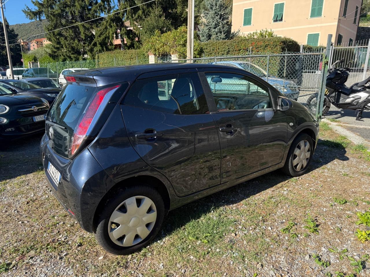 Toyota Aygo 1.0 VVT-i 69 CV 5 porte x-cool TSS