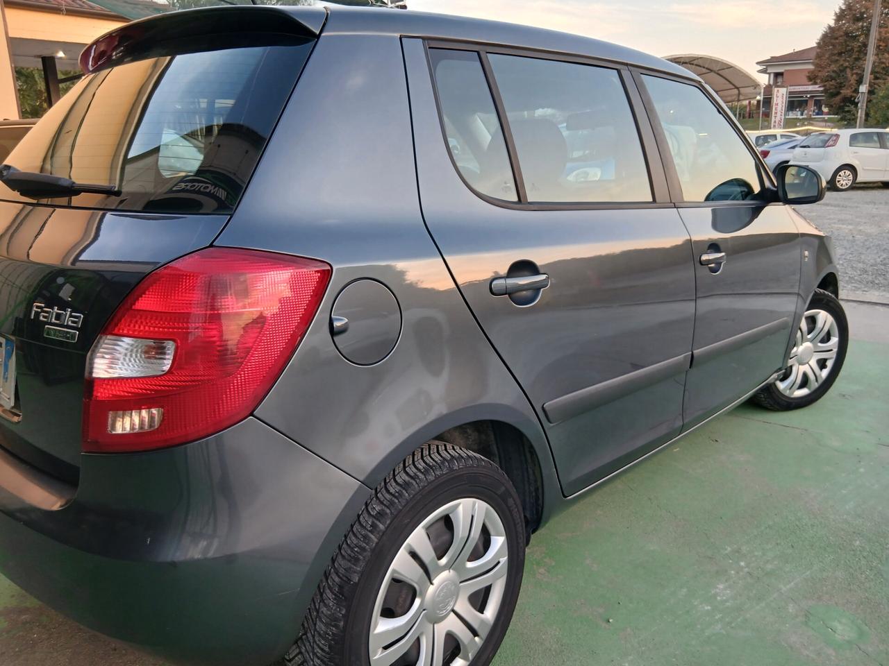 Skoda Fabia 1.2 TSI 86CV 5p. Ambition