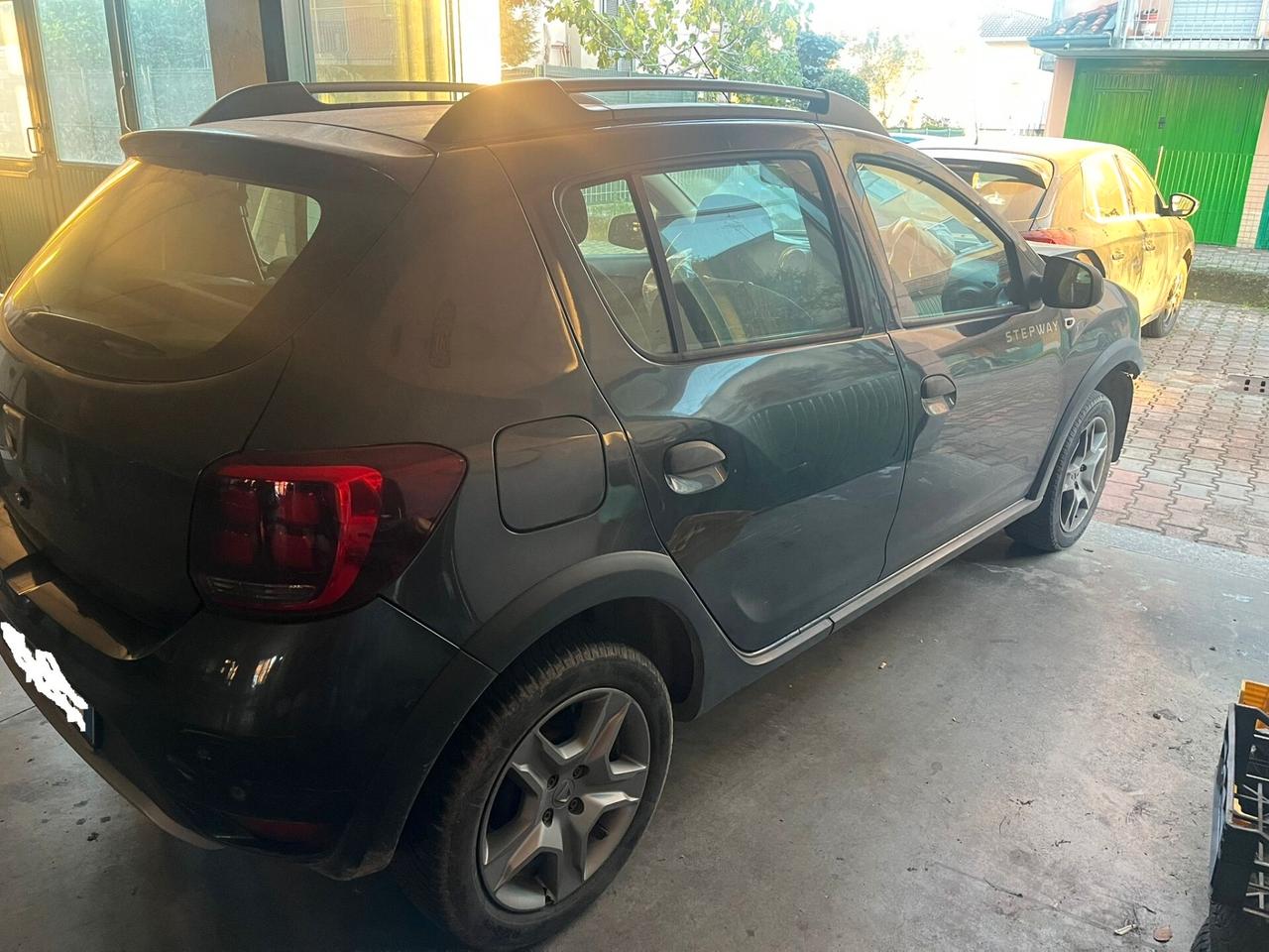 Dacia Sandero Stepway 1.0 TCe 100CV ECO-G 15th Anniversary