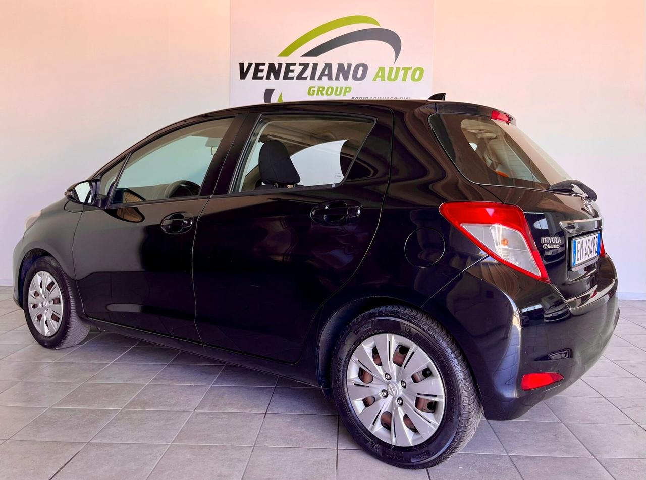 Toyota Yaris Lounge