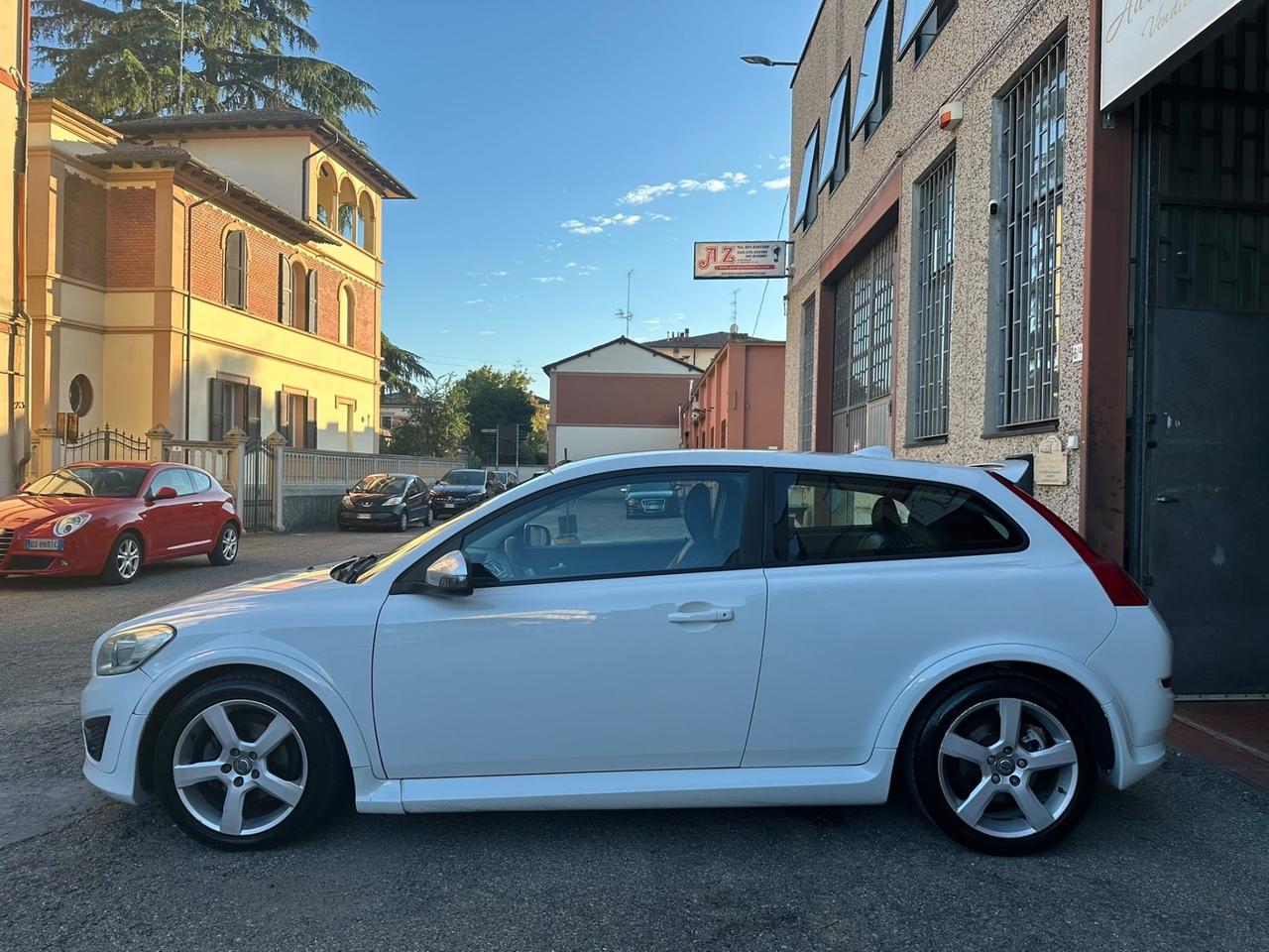Volvo C30 D2 R-Design