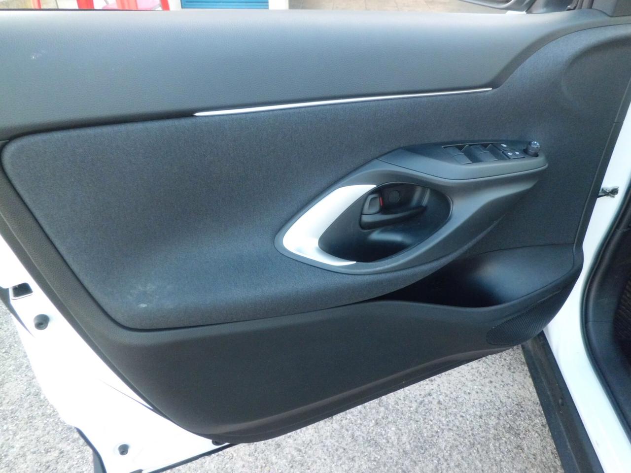 Toyota Yaris Cross 1.5 Hybrid 5p. E-CVT Trend