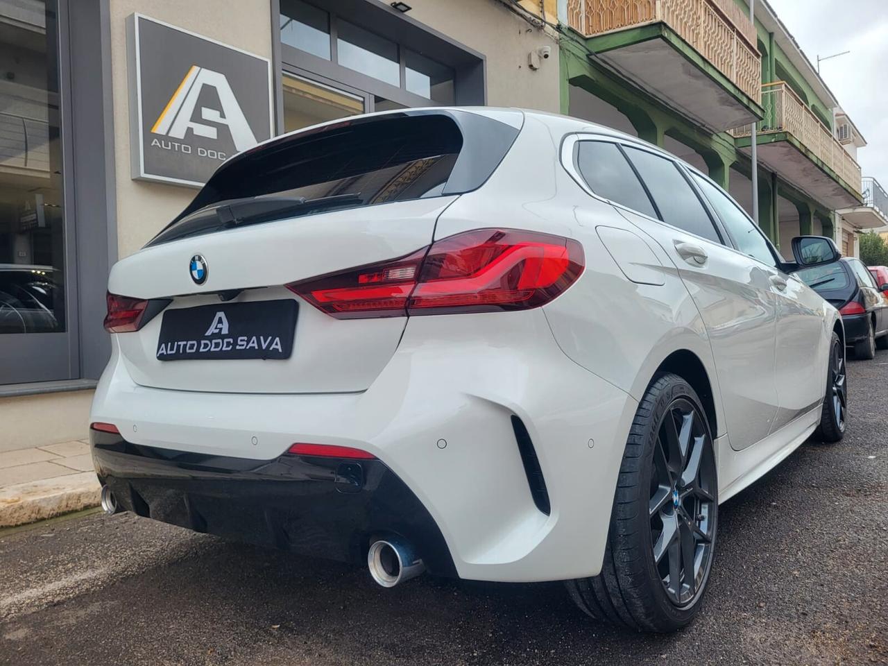 Bmw 118 D 150 Cv Automatica M-Sport+Cerchi 18 Black+Fari Led+Luci Ambiente+Retrocamera...