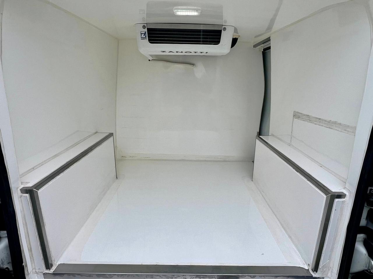 FIAT DOBLO' REFRIGERATO CON COIBENTAZIONE ISOTERMICA