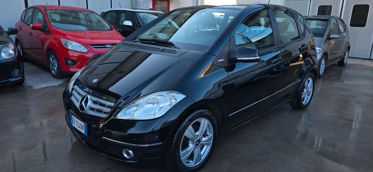 Mercedes-benz A 180 160 CDI BlueEFFICIENCY Executive