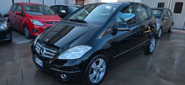Mercedes-benz A 180 160 CDI BlueEFFICIENCY Executive