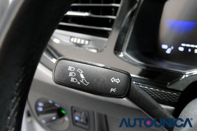 VOLKSWAGEN Polo 1.0 TSI DSG LIFE AUTOMATICA NEOPATENTATI