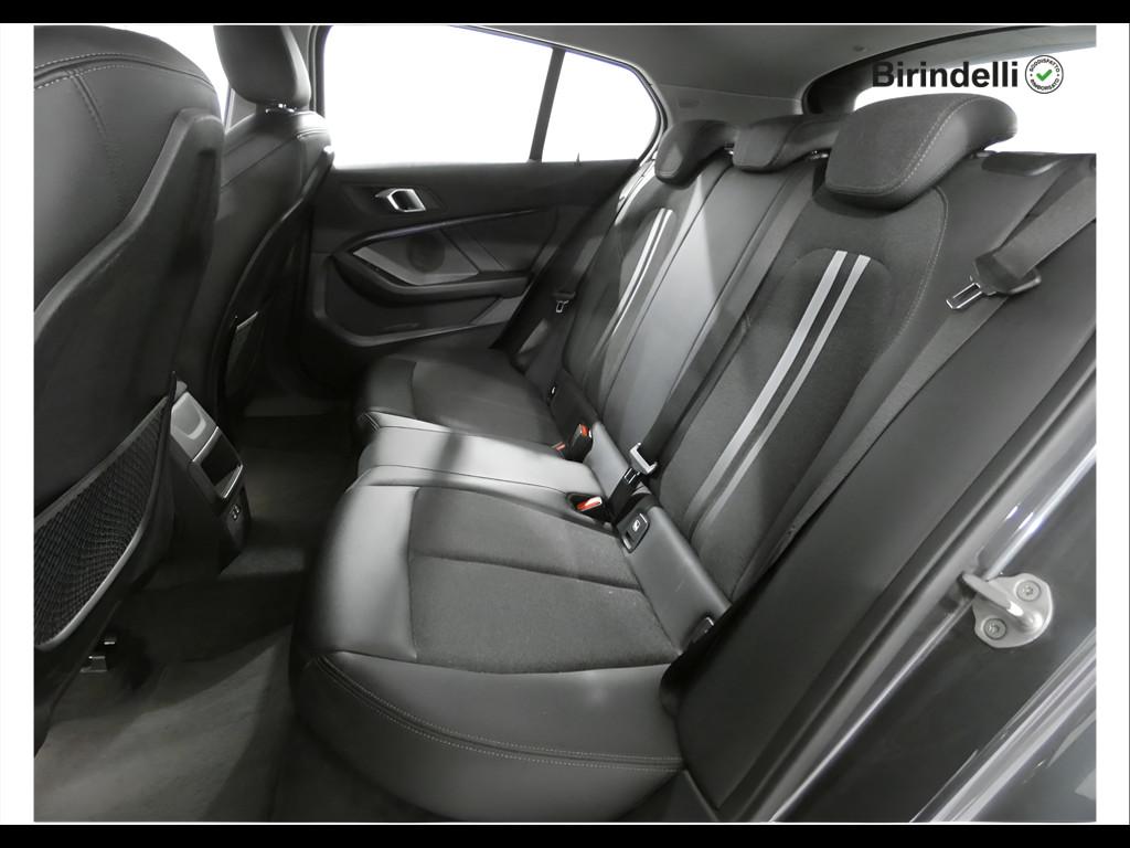 BMW Serie 1 (F40) - 116d 5p. Sport