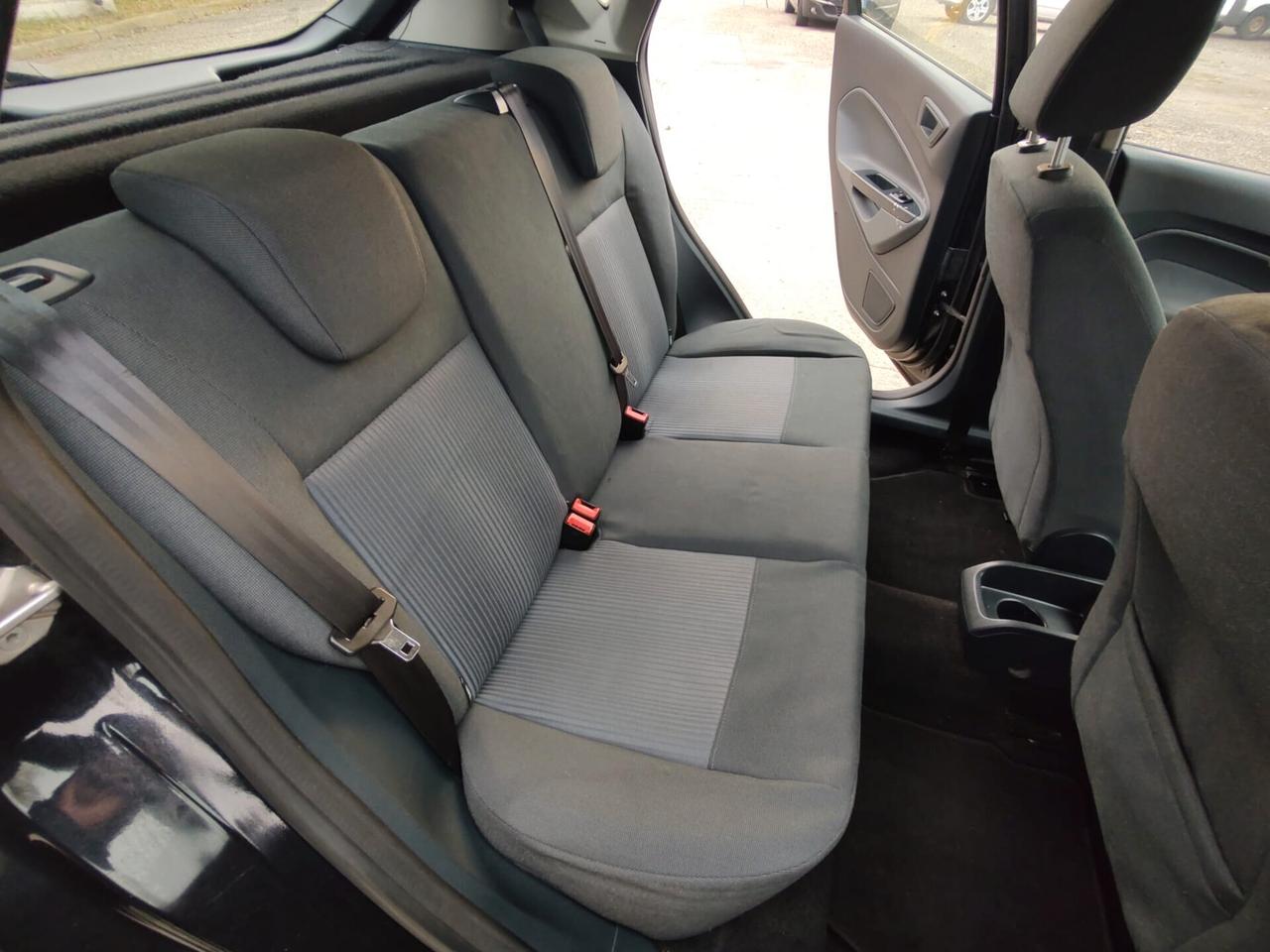Ford Fiesta 1.4 96CV aut. 5 porte Titanium, BENZINA\GPL, OK NEOPATENTATI.