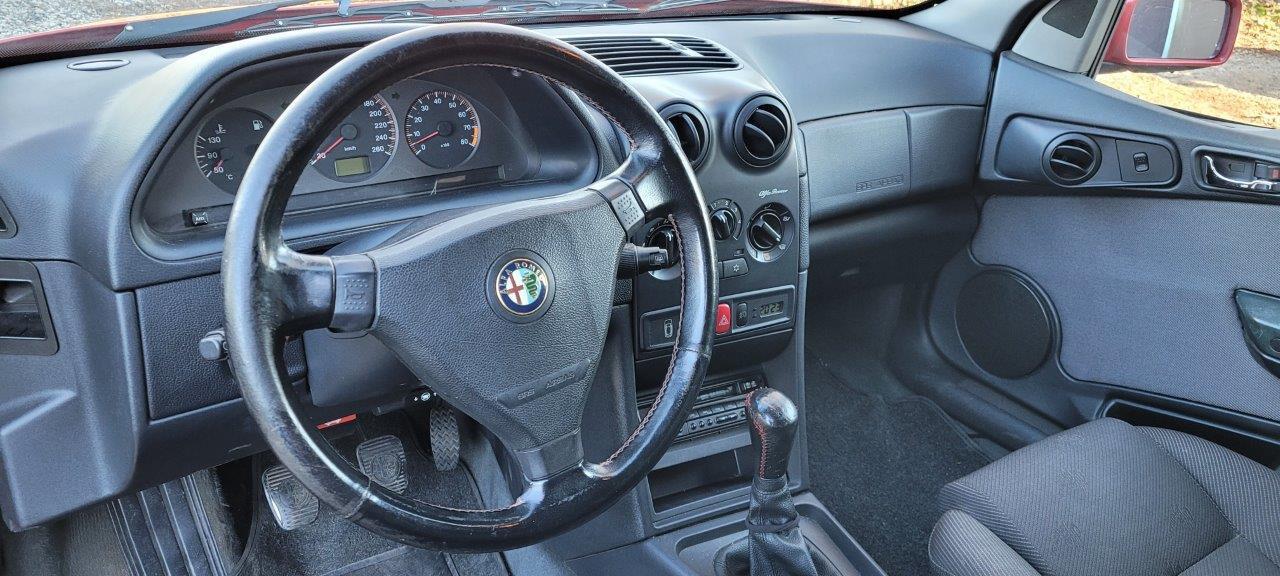 Alfa Romeo 145 2.0i 16V Twin Spark cat Quadrifoglio