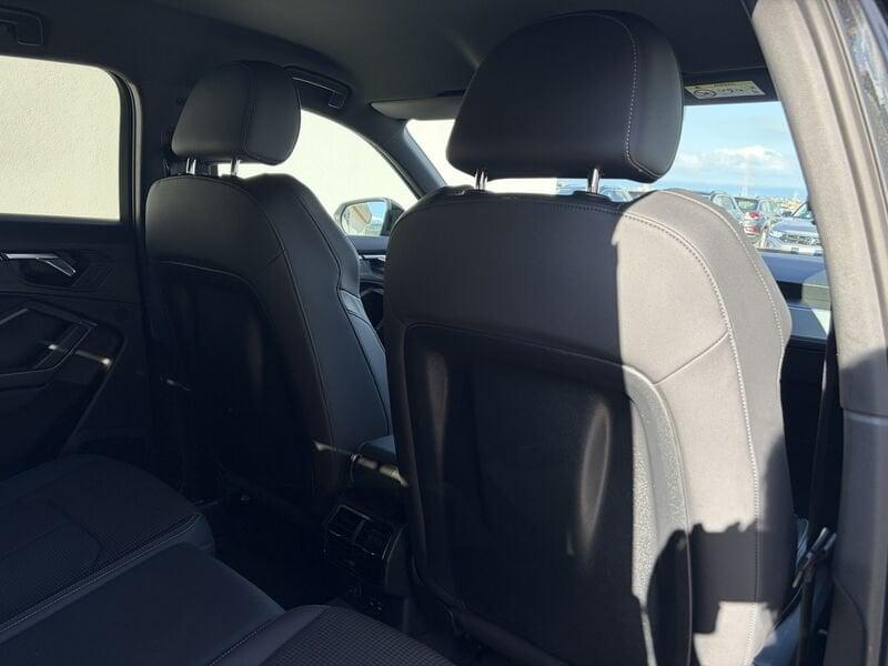 Audi Q3 SPB S Line interno ed esterno 2.0 TDI 150CV S-Tronic quattro 35