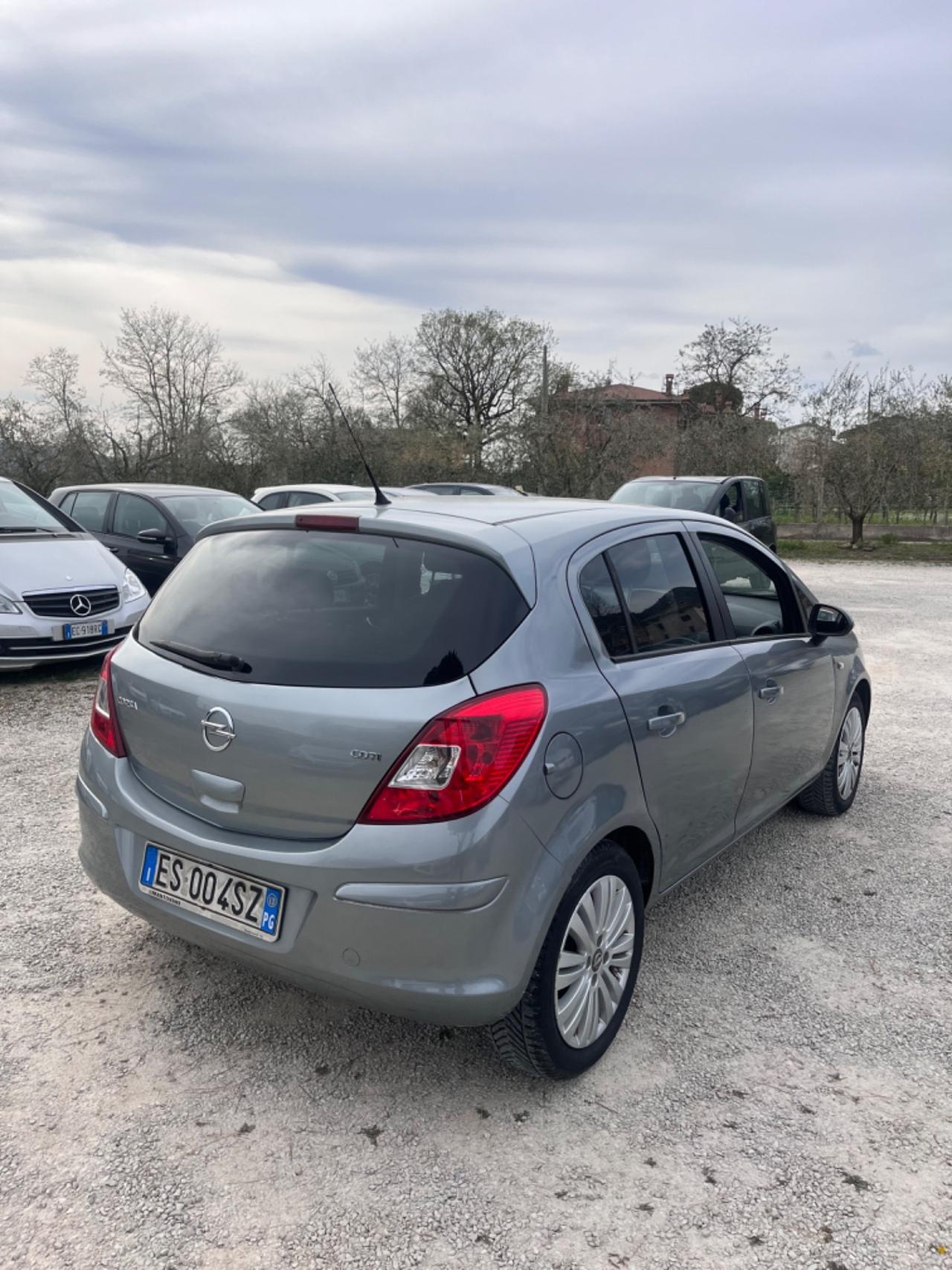 Opel Corsa 1.3 Diesel 2013 138000 km NEOPATENTATI