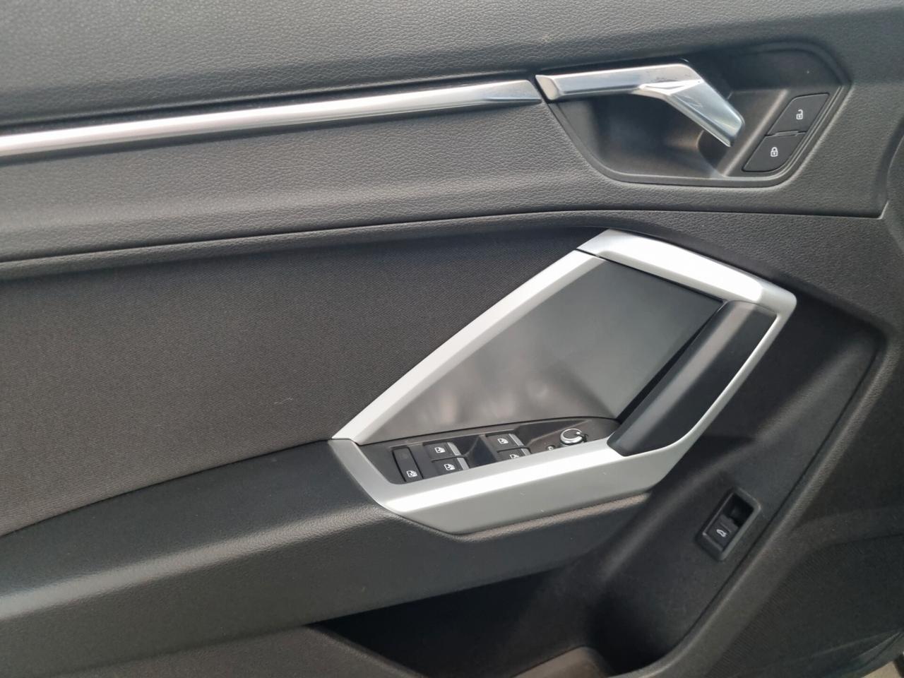 Audi Q3 35 TFSI S tronic Business Advanced
