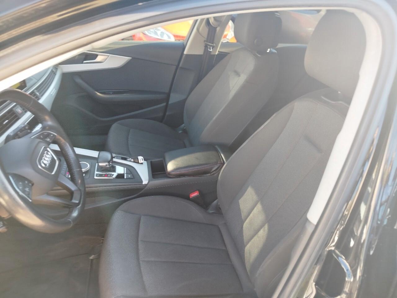 Audi A4 Avant 40 TDI quattro S tronic Sport