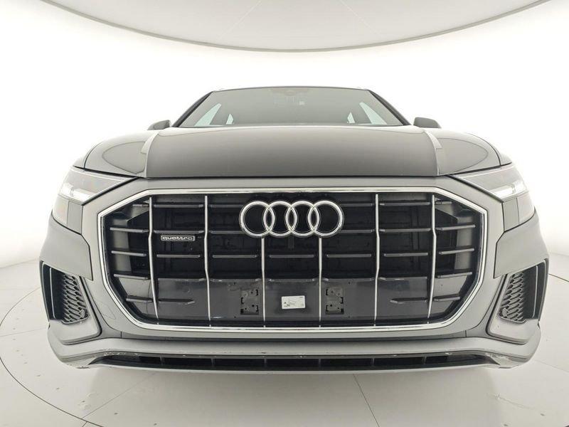 Audi Q8 45 TDI quattro tiptronic Sport