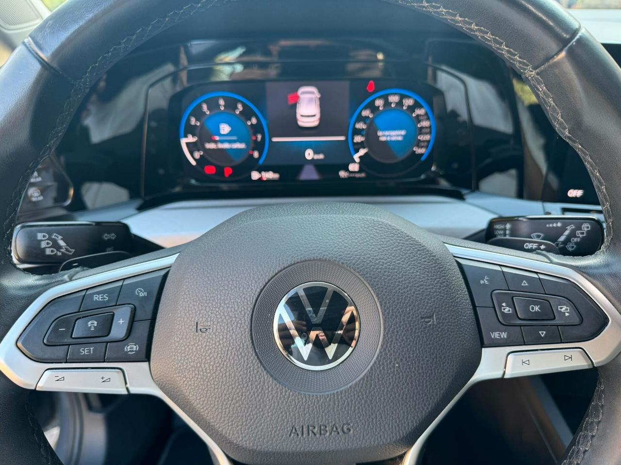 Volkswagen Golf 1.0 eTSI EVO DSG Life